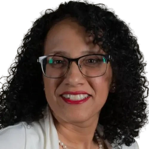 Dr Hanan Farhat portrait
